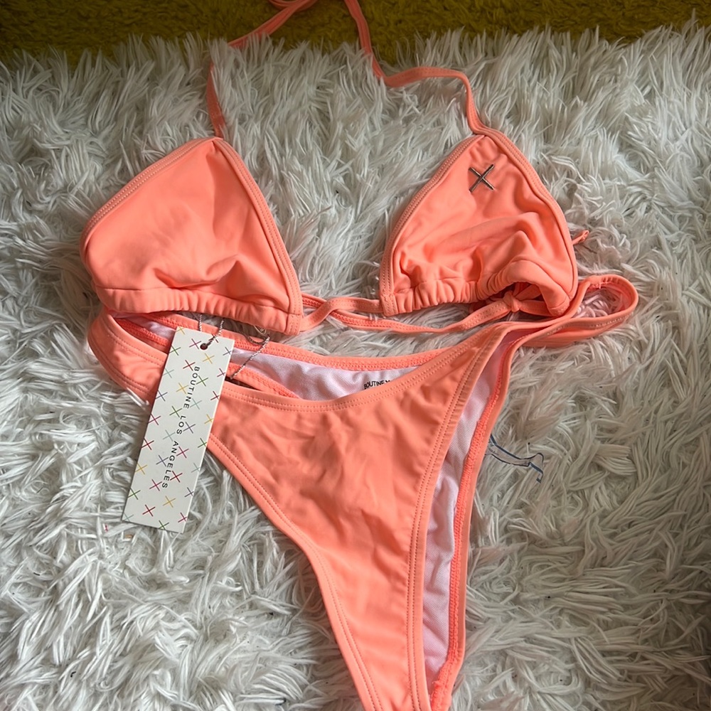 Boutine LA bikini